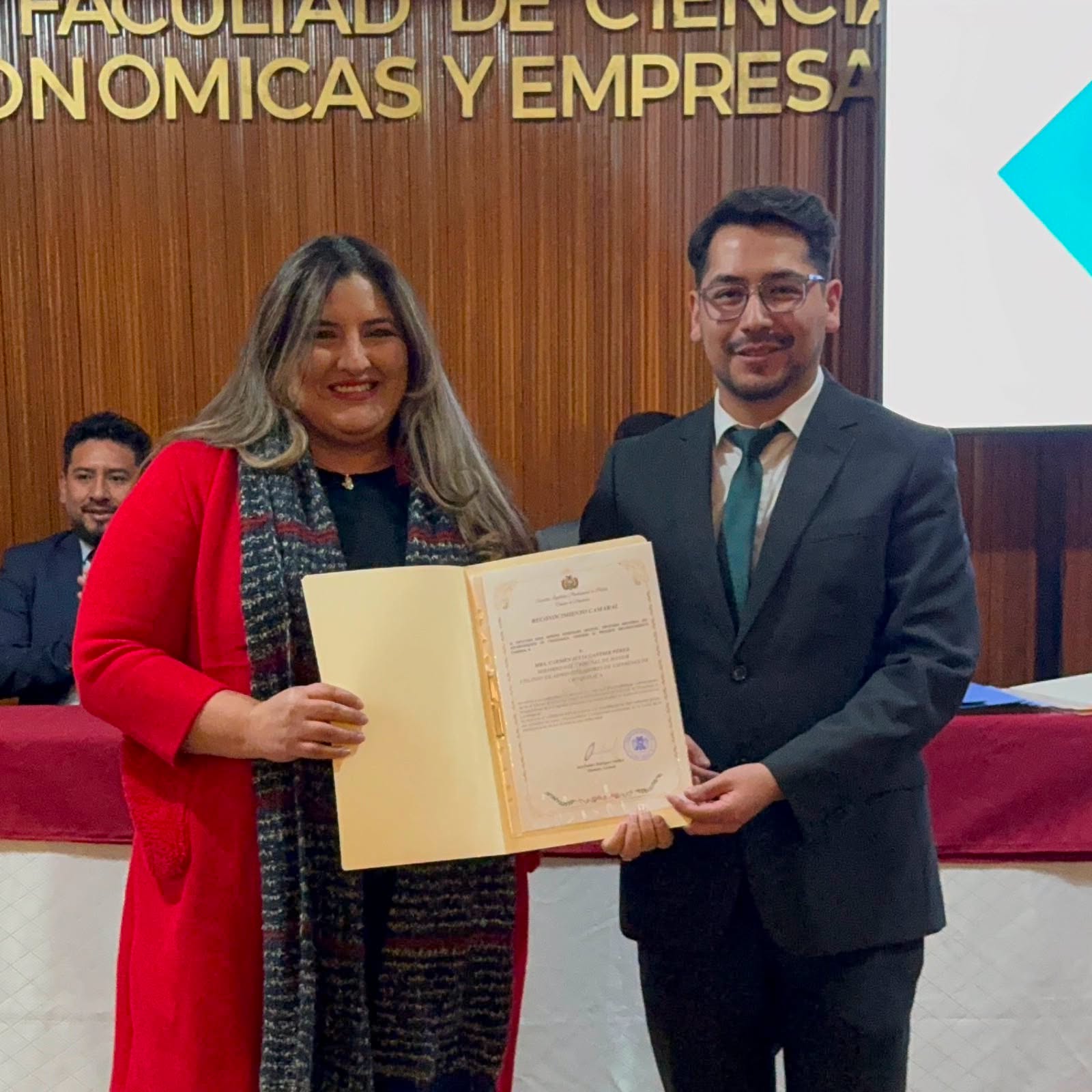 Reconocimiento a miembros CADECH