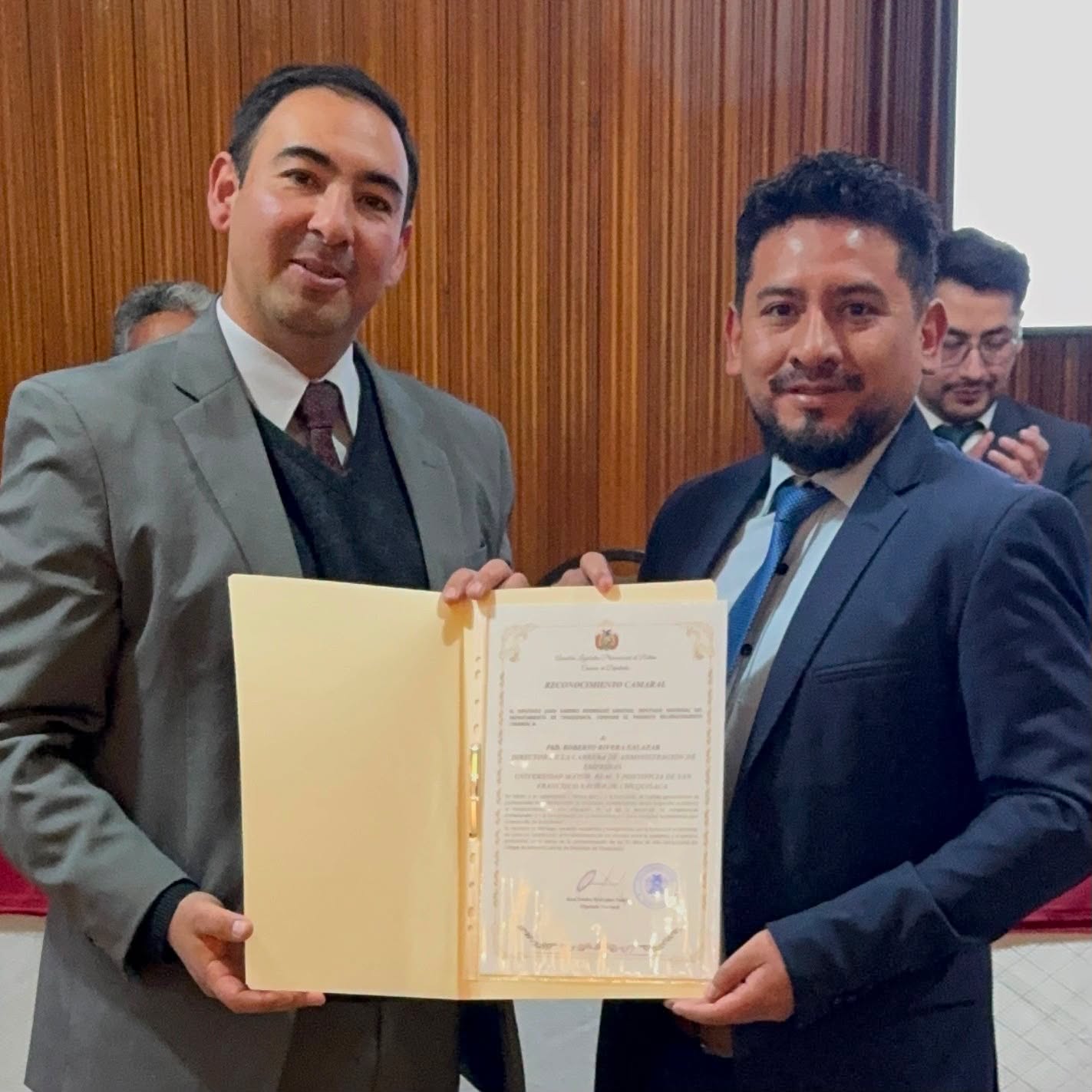 Reconocimiento a miembros CADECH