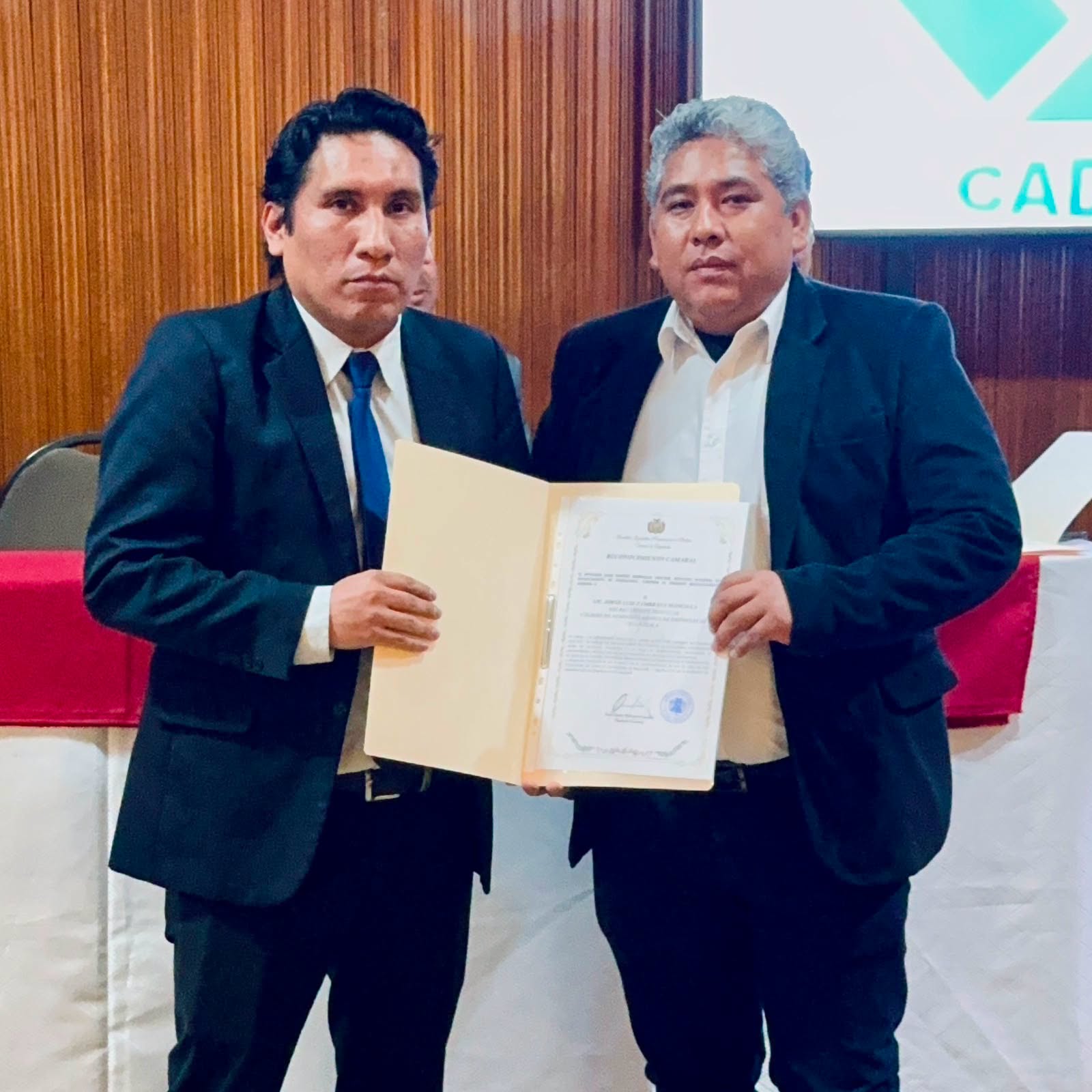 Reconocimiento a miembros CADECH