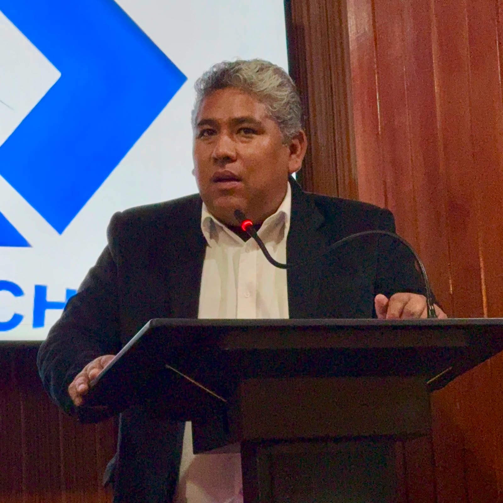 Reconocimiento a miembros CADECH