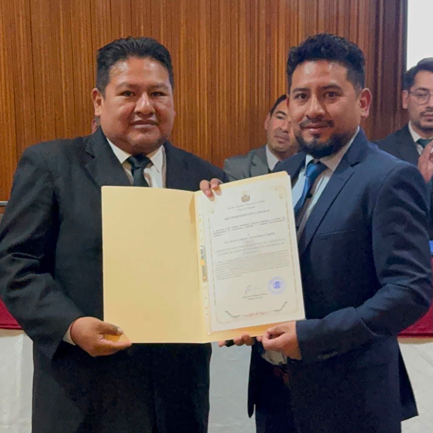 Reconocimiento a miembros CADECH